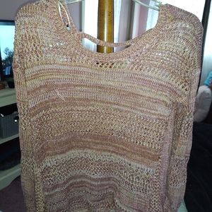 Loose red/orange knit swearer